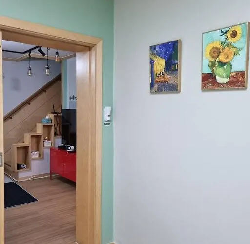 Villa Hongdae Luxury: Family-friendly Private House With Open Balcony Seoul