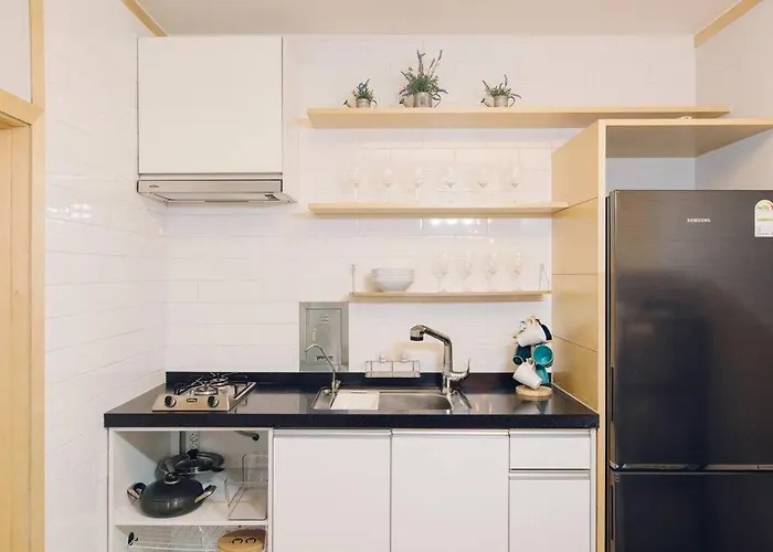 Hongdae Luxury: Family-friendly Private House With Open Balcony Seoul