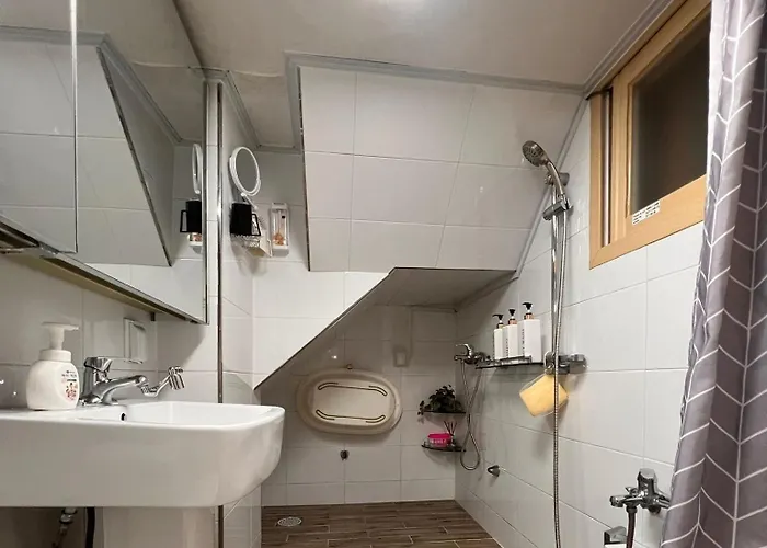 Villa Hongdae Luxury: Family-friendly Private House With Open Balcony *