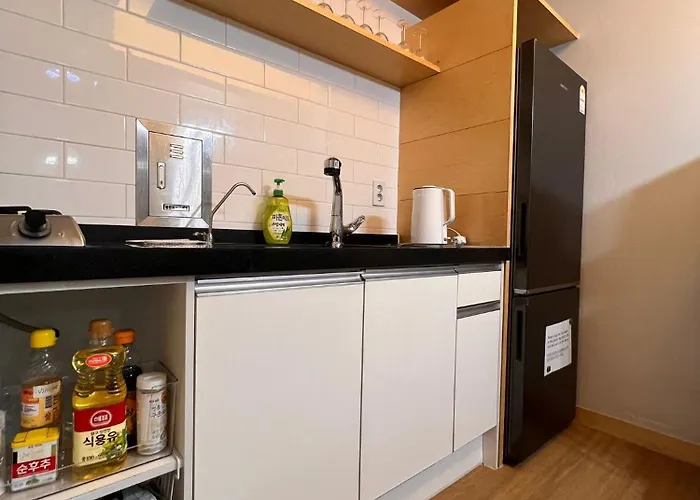 Villa Hongdae Luxury: Family-friendly Private House With Open Balcony *