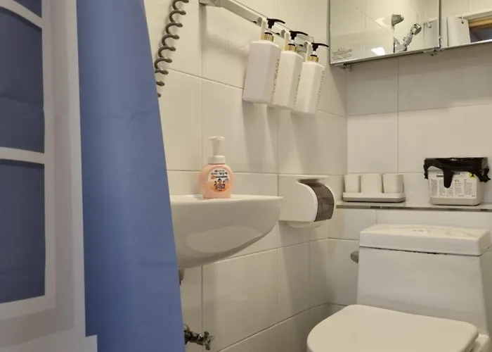 Hongdae Luxury: Family-friendly Private House With Open Balcony Villa
